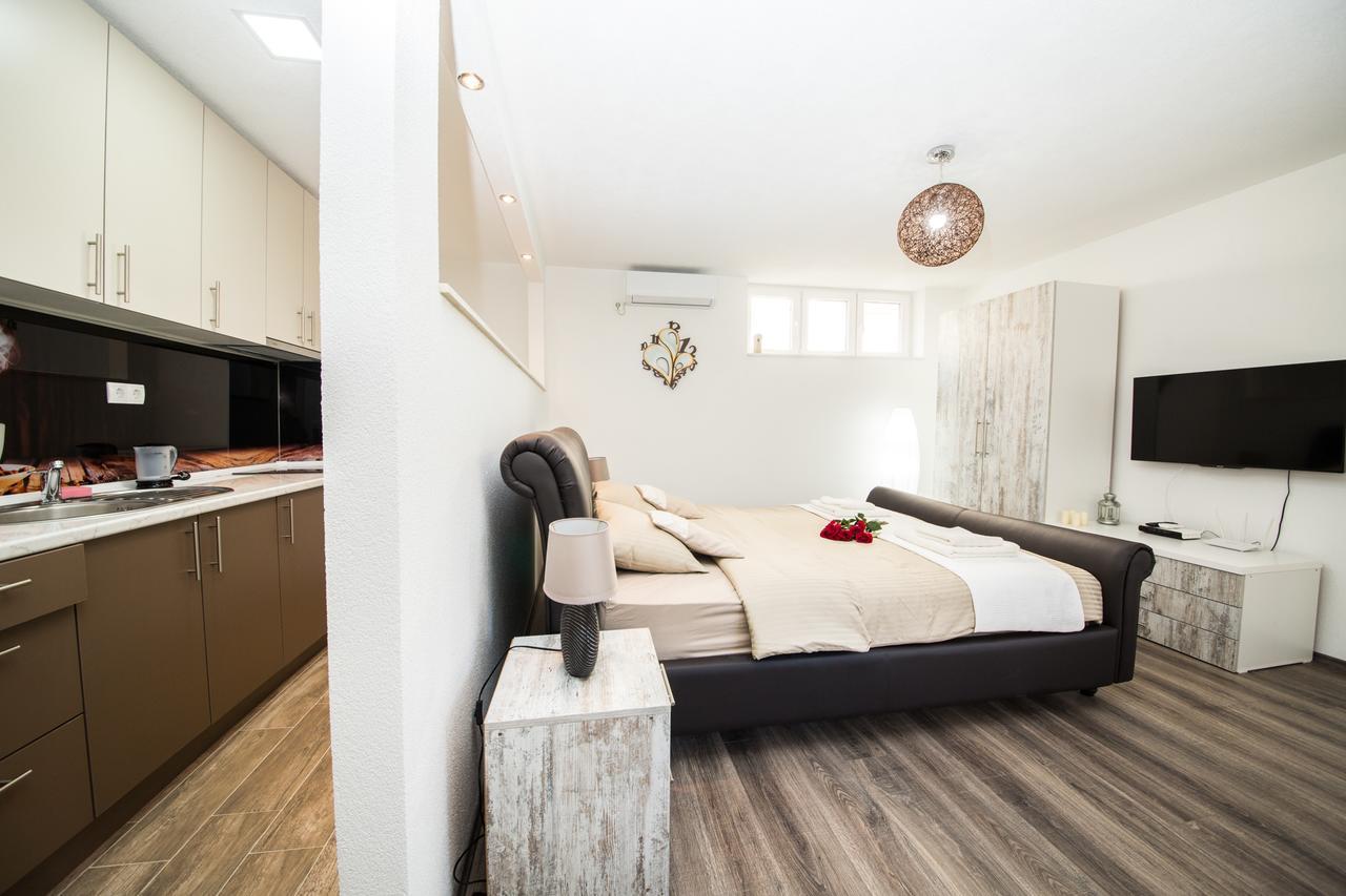Studio Apartman Centar Banja Luka Exterior photo